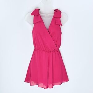 Gianni Bini Hot Pink Wrap Style Romper with Bow details at shoulders SZ XS